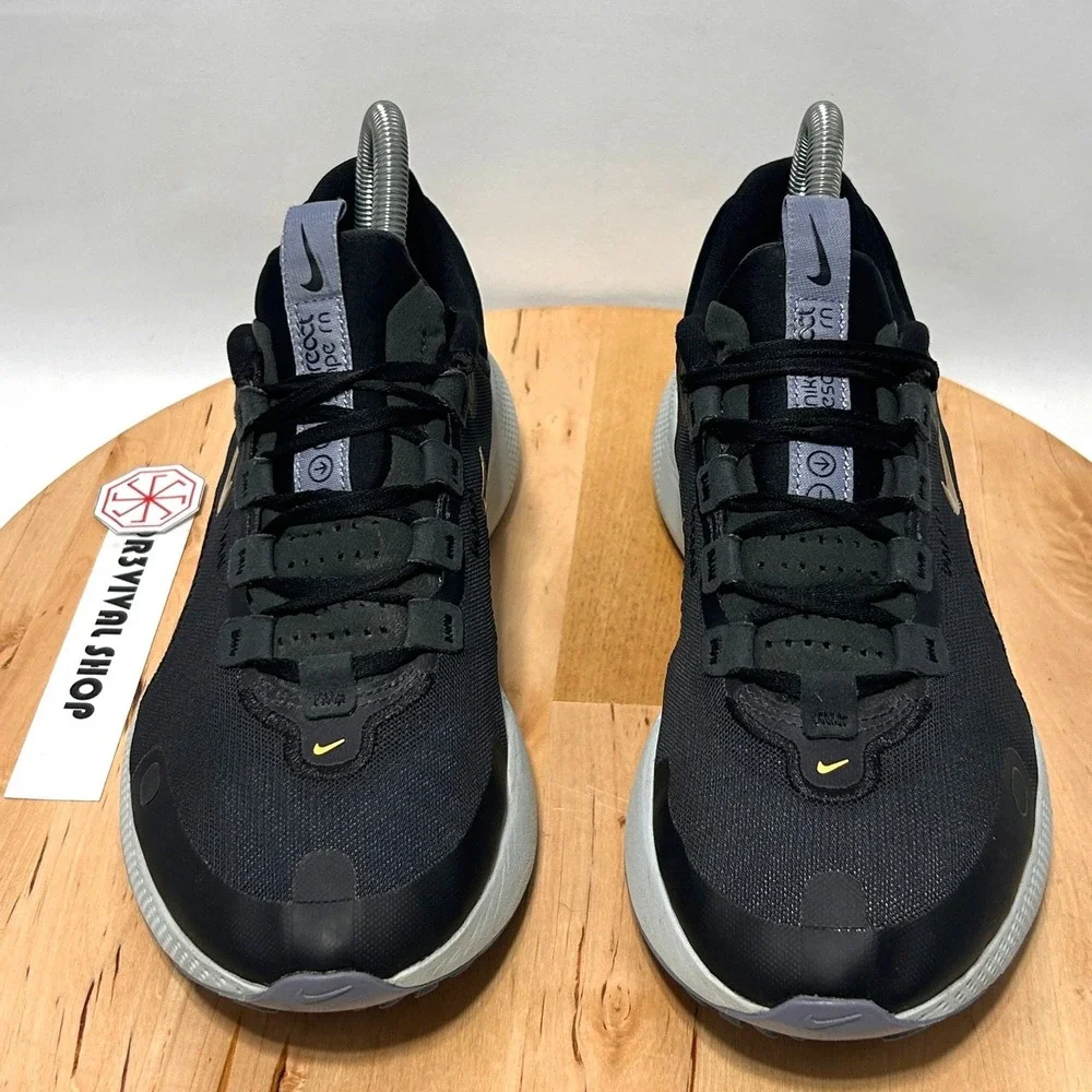 Nike Wmns React Escape Run 'Dark Smoke Grey Metallic Gold Coin' CV3817-005- 7.5